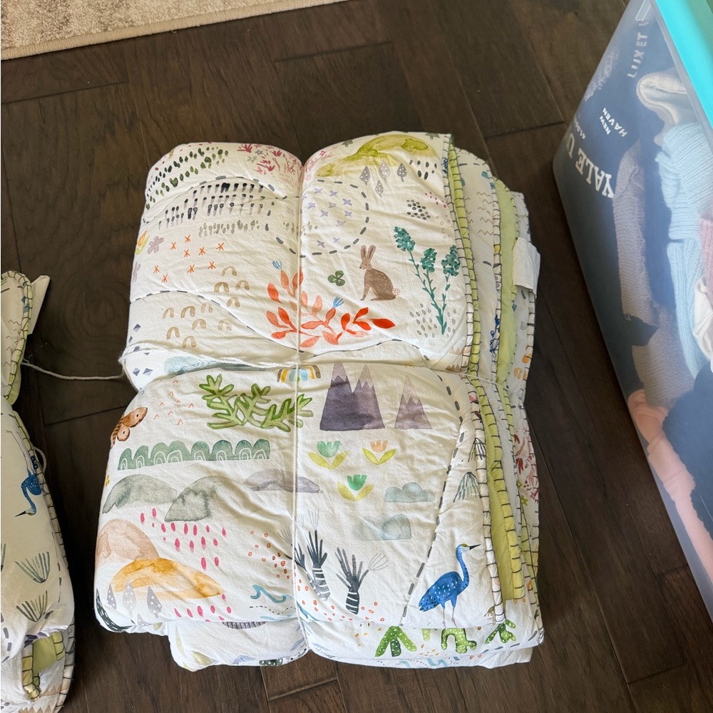 Children's Twin Wildnerness Comforter /Sham by Kate Vernon x Anthropologie - Picture 4 of 4